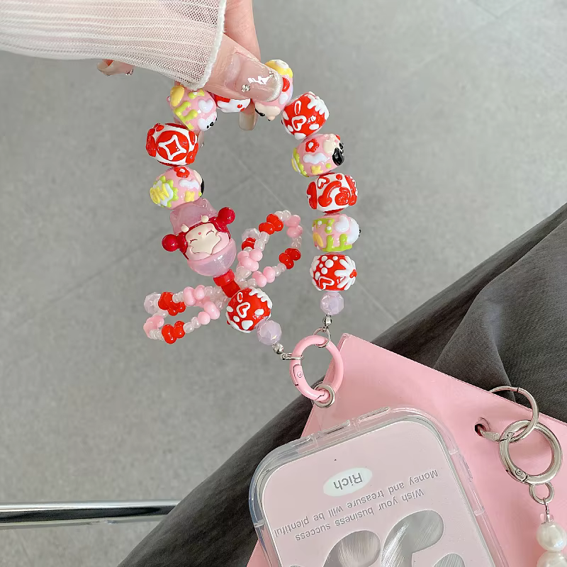 Skullpanda New Bean DIY Crybaby Products—an oversized, adorable Crybaby lady keychain everyone will love—bursting with cheer