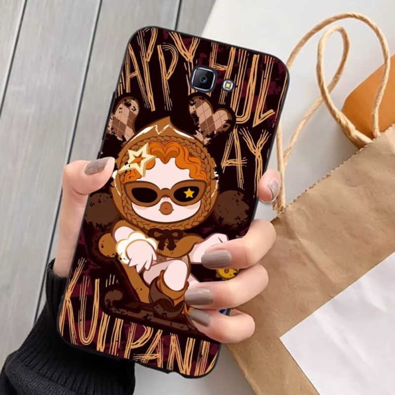 The beloved S-SKULLPANDA phone case effortlessly combines kawaii charm with street-ready protection for your Samsung J7 family: J7 Plus 7Core, Neo, J6+, J6, J4, and J5 - Image 5
