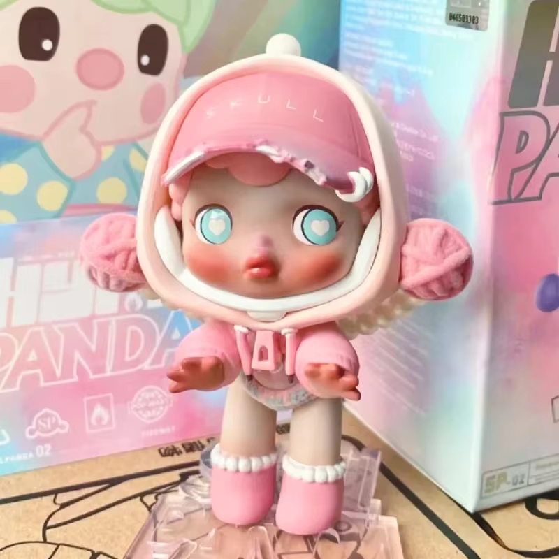 Meet the SP Fashion Icon Adorable Girl Action Figure, a core piece from SKULLPANDA’s Hype Panda series