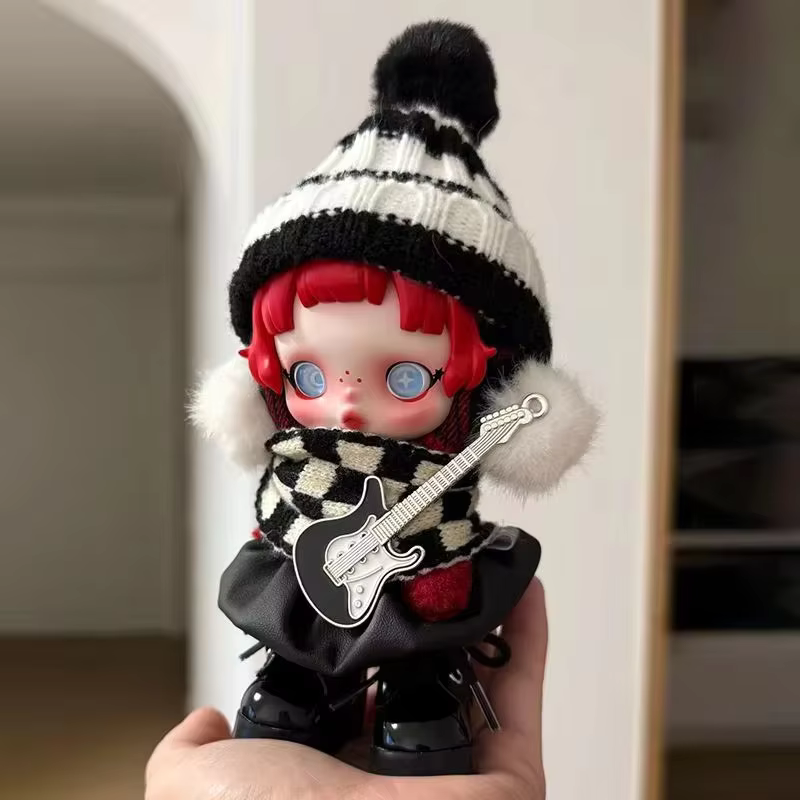 Blind Box Enigma: SKULLPANDA V1/V2 & Winter Music/L'Impressionnisme Dolls 10cm Outfit Set Snazzy
