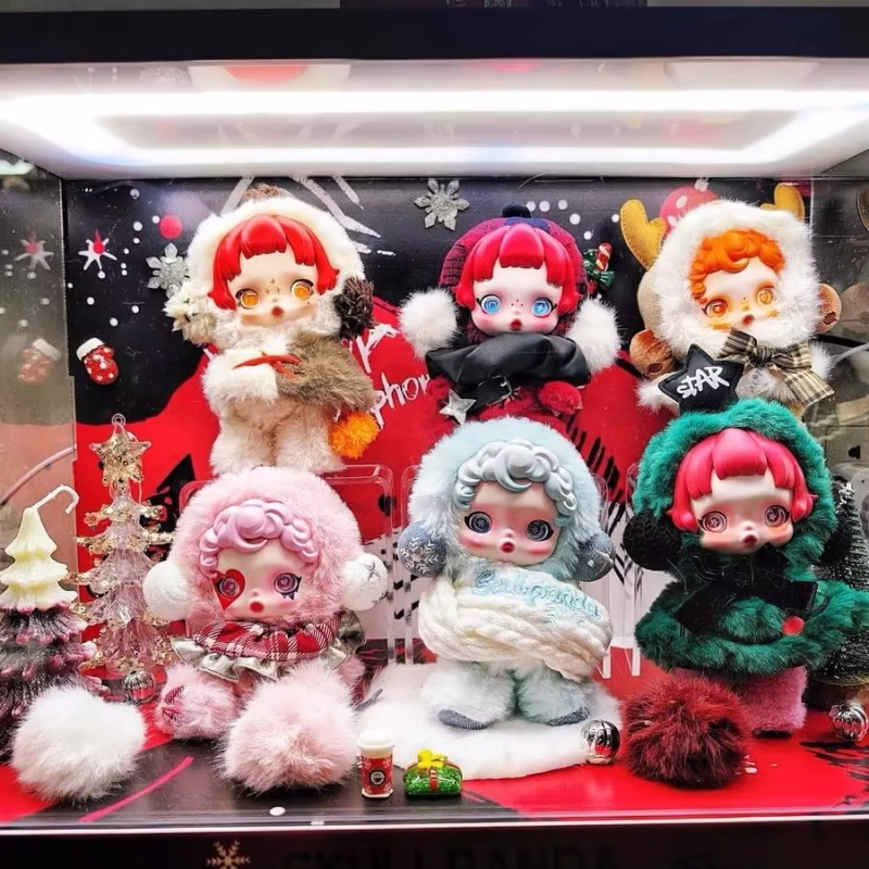 1:1 Duplicate Winter Symphony Series Vinyl Face Doll – Skullpanda Surprise Box Keychain Llavero Mini Peluche Kawaii Accesorio - Image 2